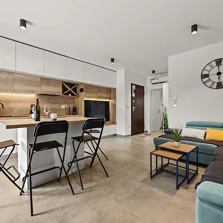 Crepsa Paradise With Jacuzzi - Couple Getaway Appartement