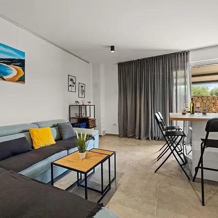 Apartment Crepsa Paradise With Jacuzzi - Couple Getaway