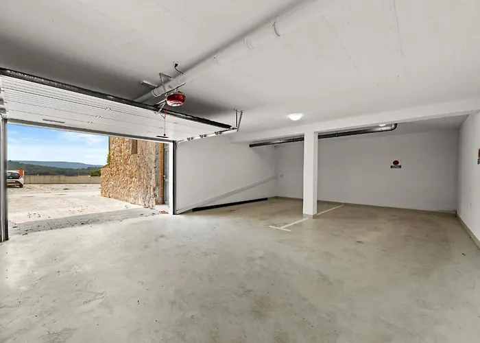 Crepsa Paradise With Jacuzzi - Couple Getaway * Cres